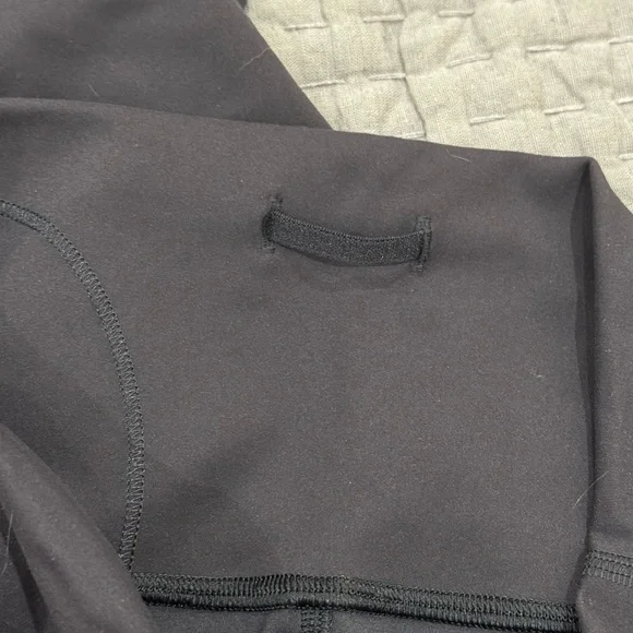 Lululemon Align Women’s Black Leggings size 8 - Picture 7 of 7